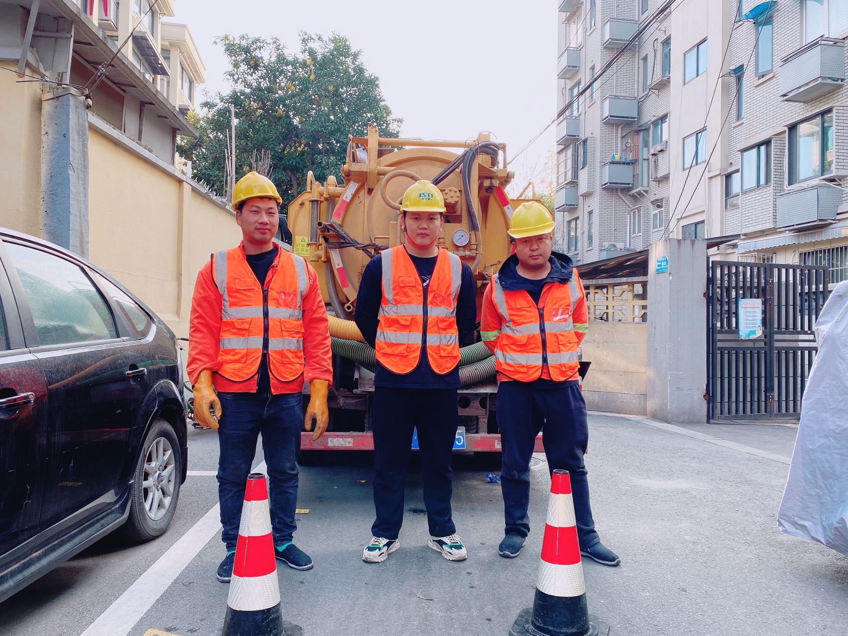 大兴南京某小区管道清淤检测施工